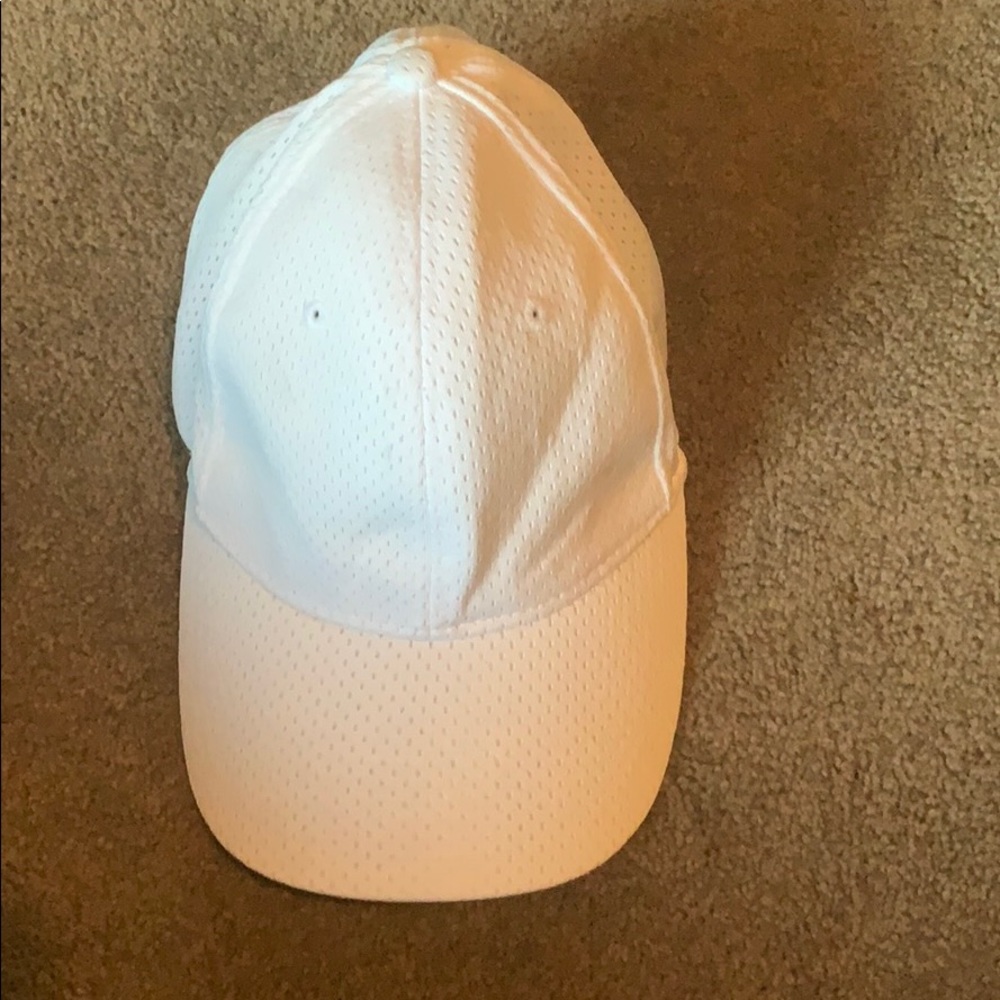 Plain White Sportshat